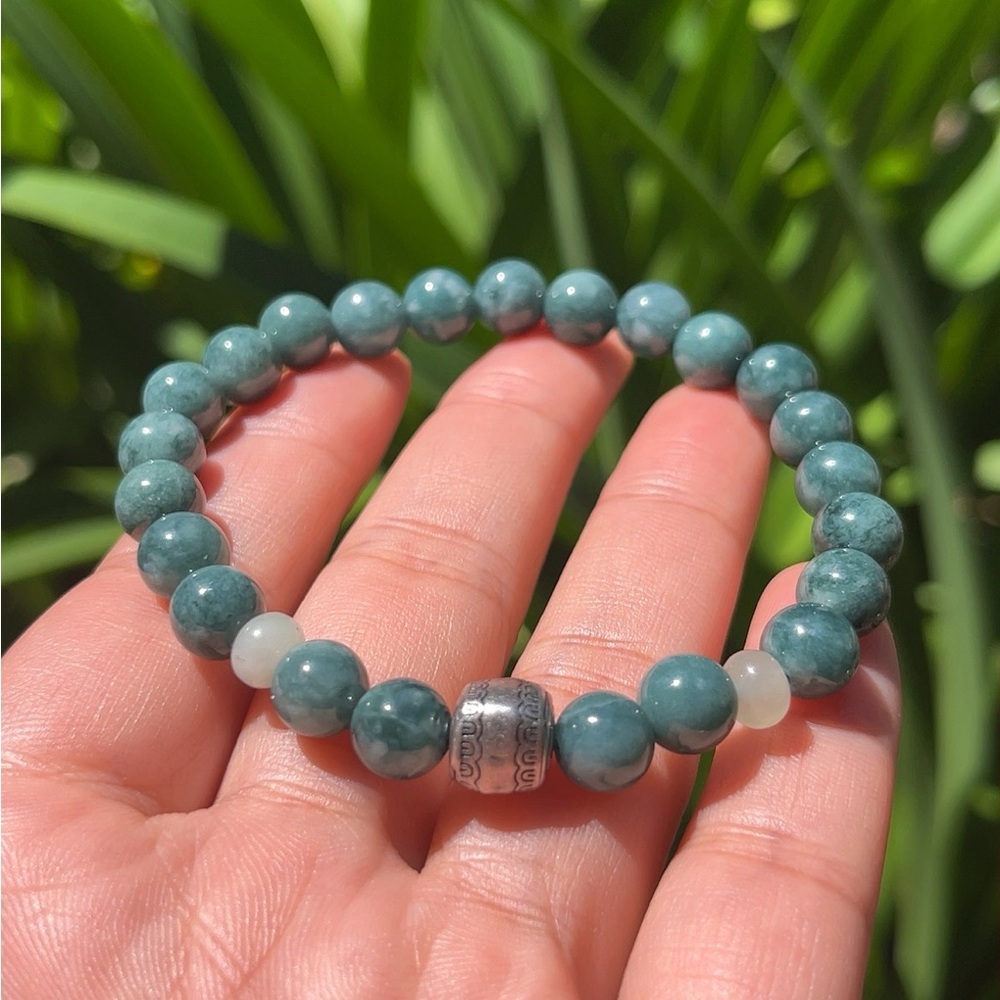 8mm stretchable blue water‎ jade bracelet
